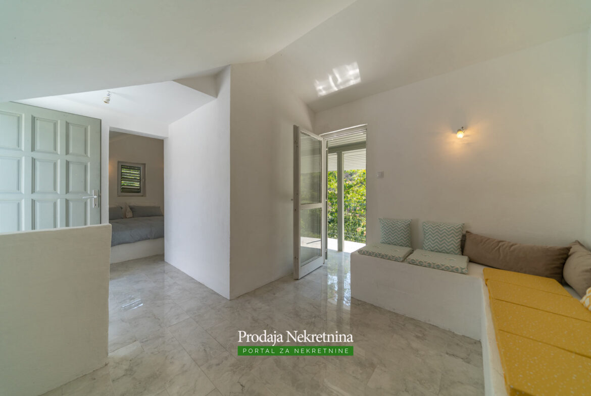 Renovated house for sale in Lustica Bay