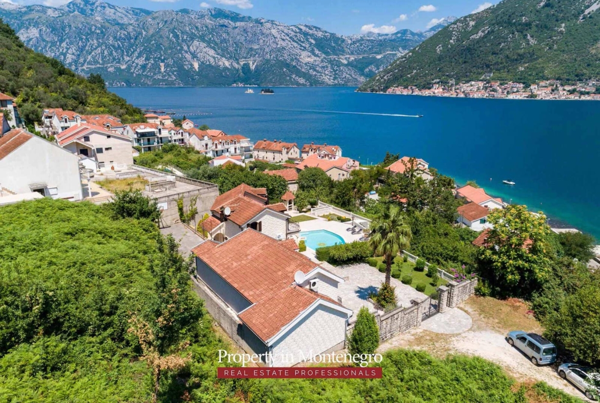 Villa for sale in Bay of Kotor