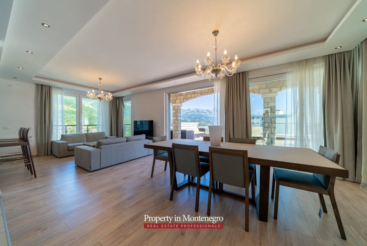 Duplex apartment for sale in Budva Riviera