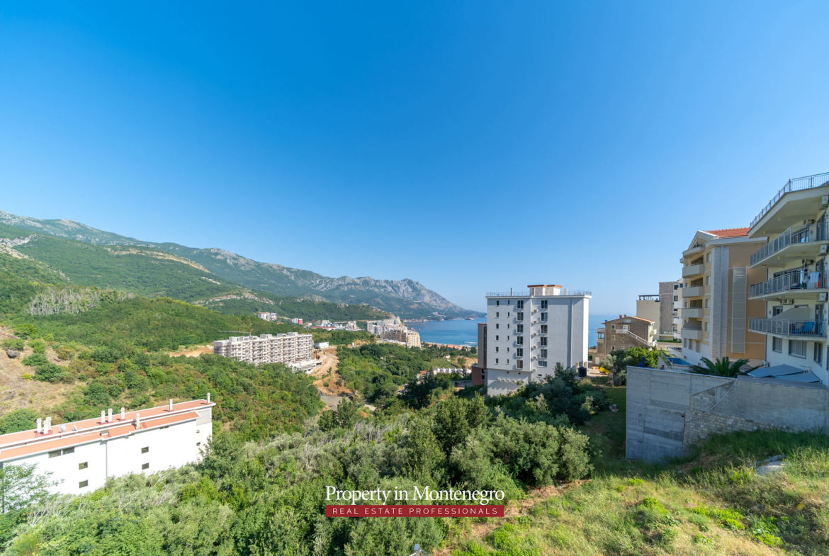 Duplex apartment for sale in Budva Riviera