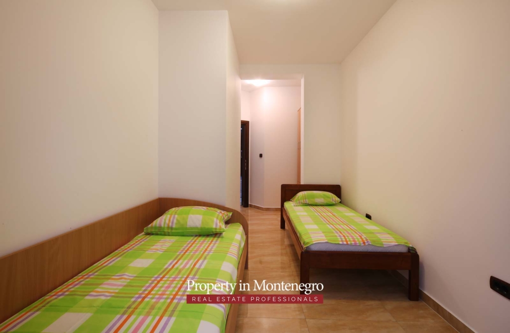 First line apartment for sale in Budva