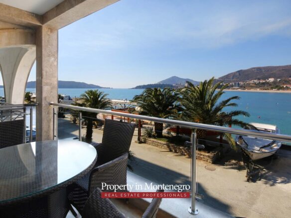 First line apartment for sale in Budva