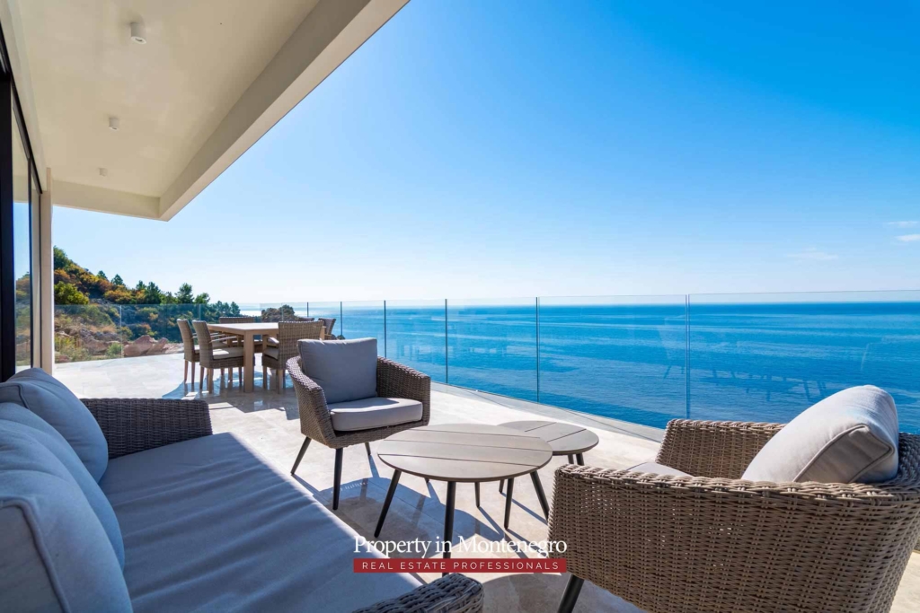 First line luxury villa for sale in Budva Riviera