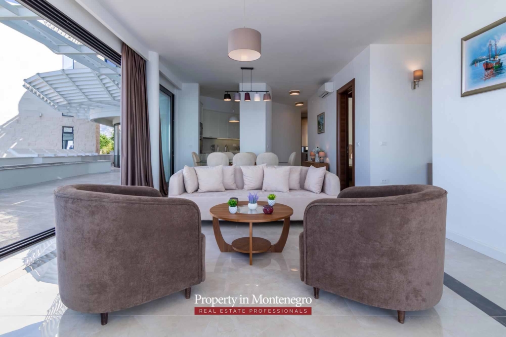 First line luxury villa for sale in Budva Riviera