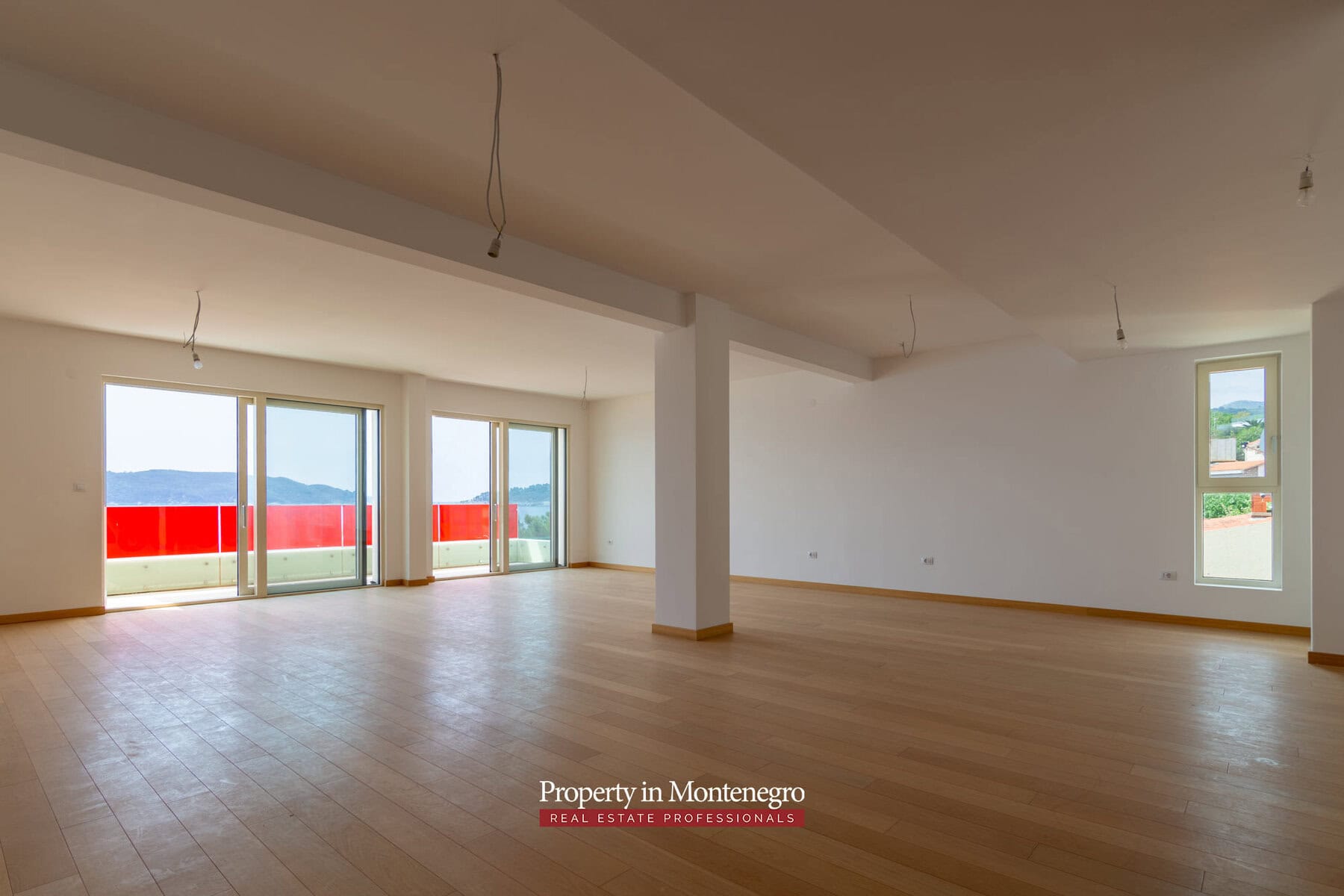 First line three bedroom apartment for sale in Budva 1