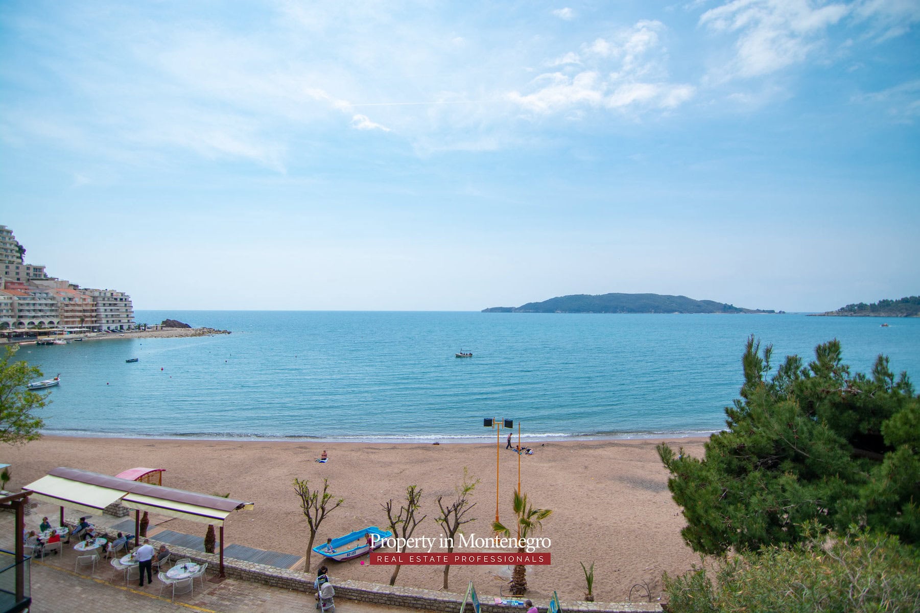 First line three bedroom apartment for sale in Budva 12