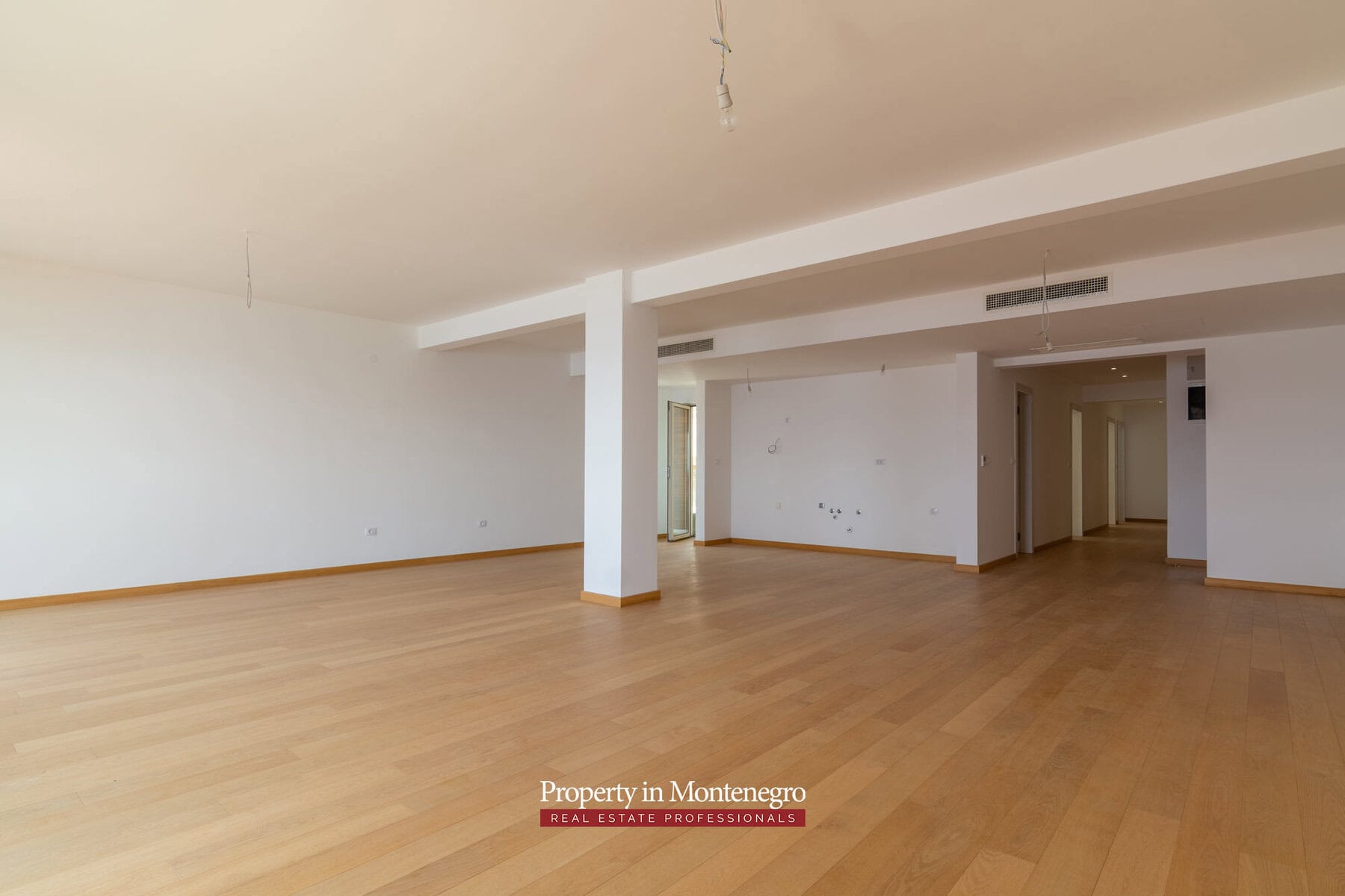 First line three bedroom apartment for sale in Budva 5