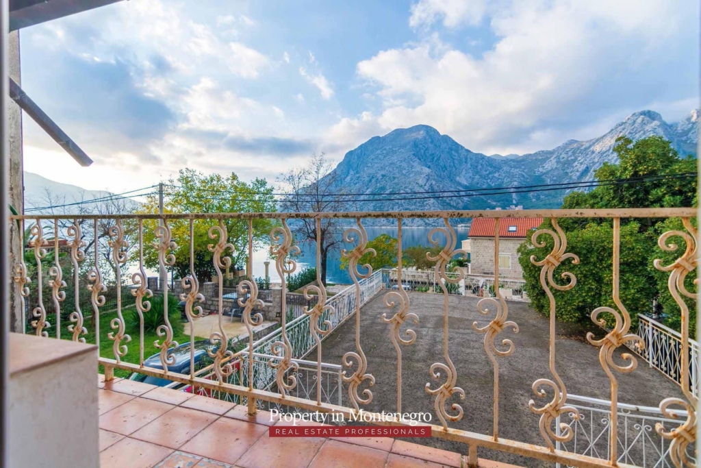 Seafront stone house for sale in Kotor Bay