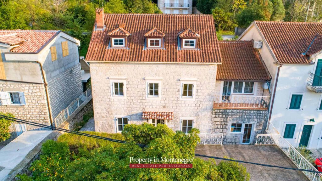 Seafront stone house for sale in Kotor Bay