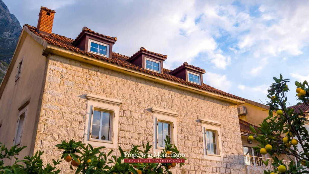 Seafront stone house for sale in Kotor Bay