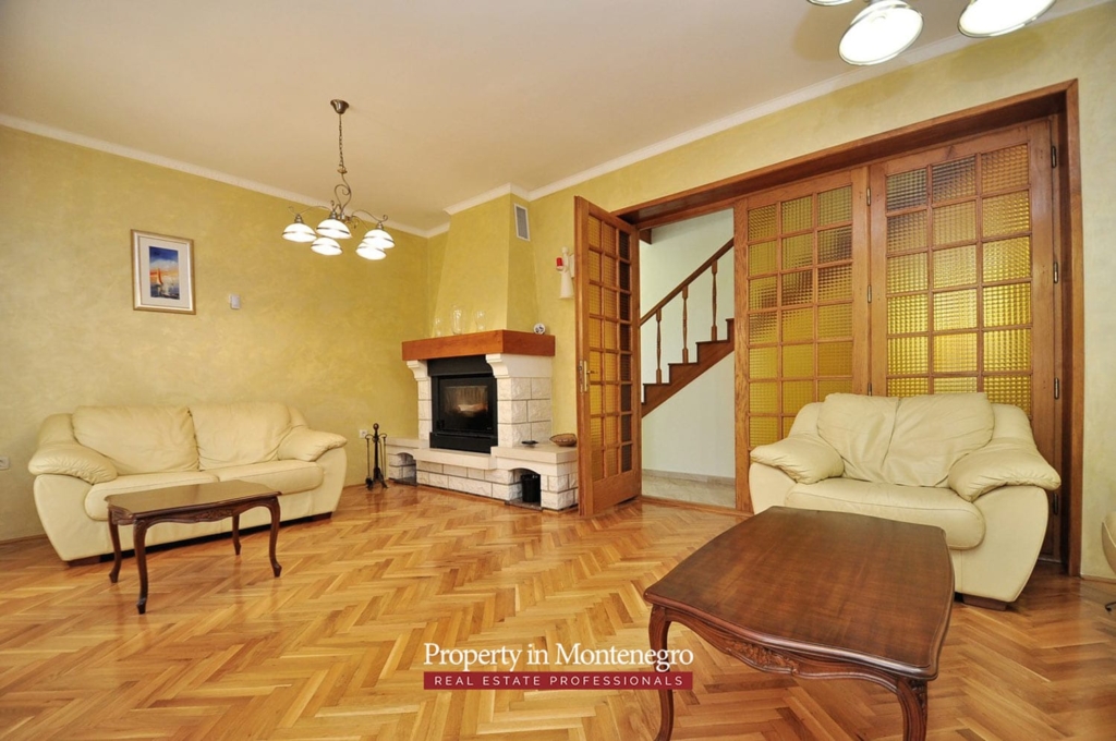 House for sale in Tivat