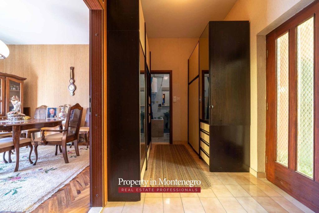 House for sale near Porto Montenegro