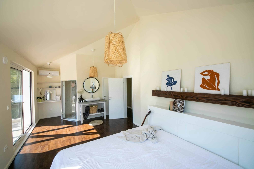 House with swimming pool for sale in Tivat Bay