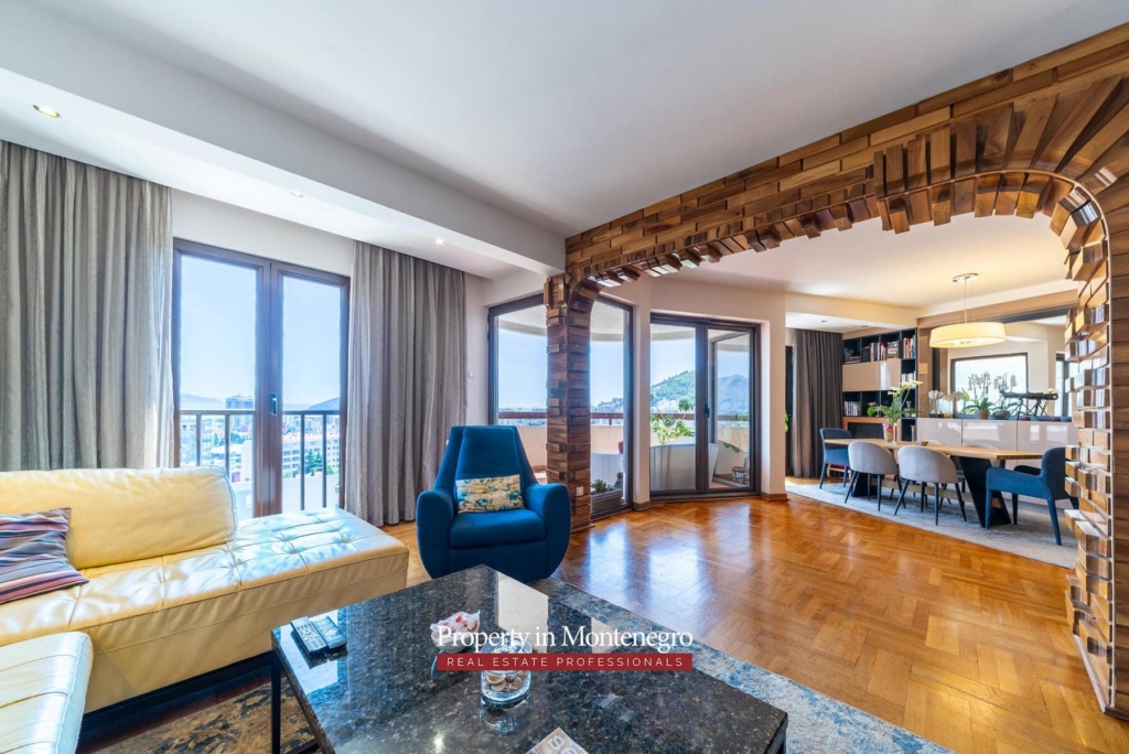 Luxury duplex for sale in Budva