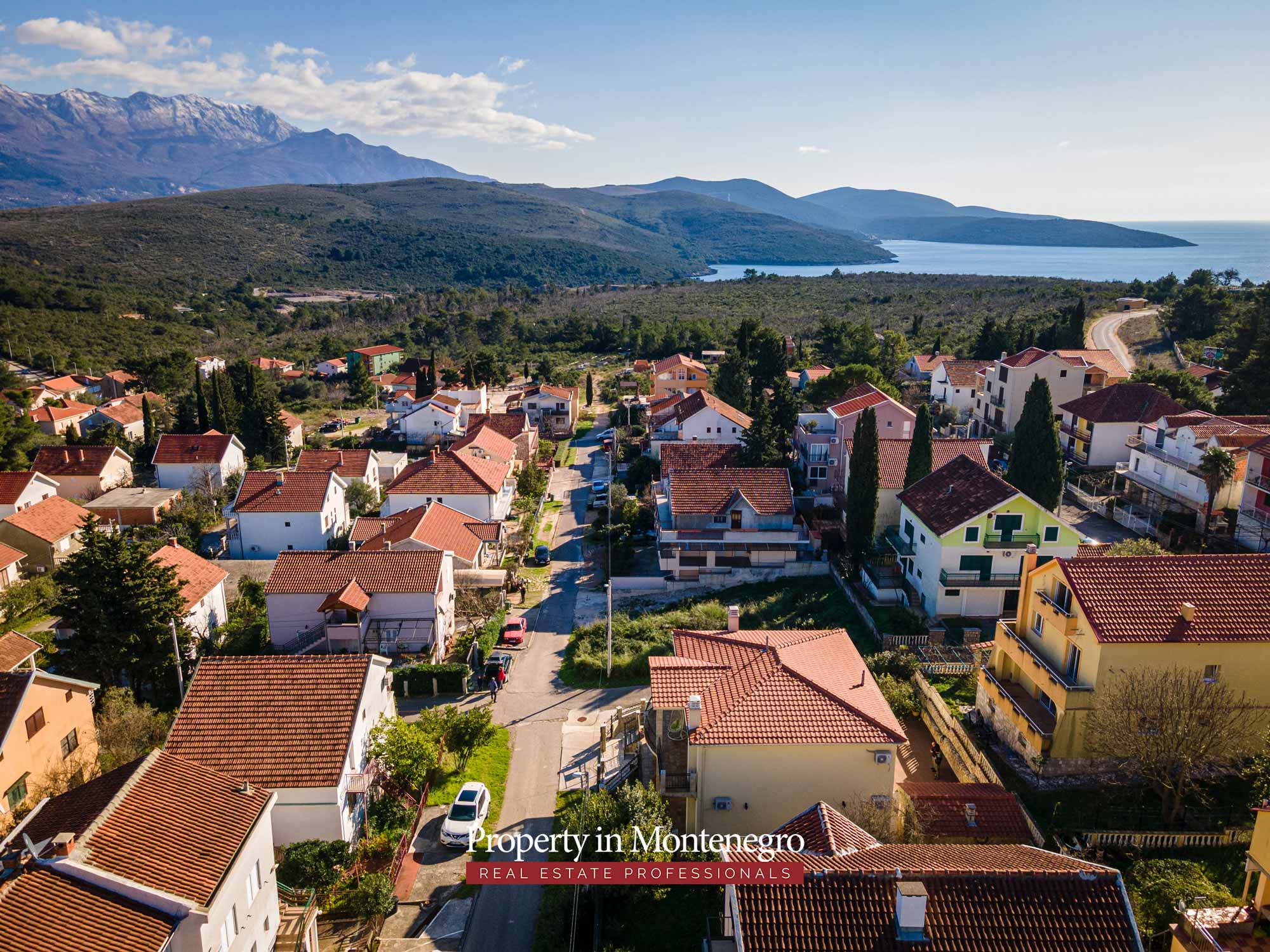 House for sale in Tivat Bay