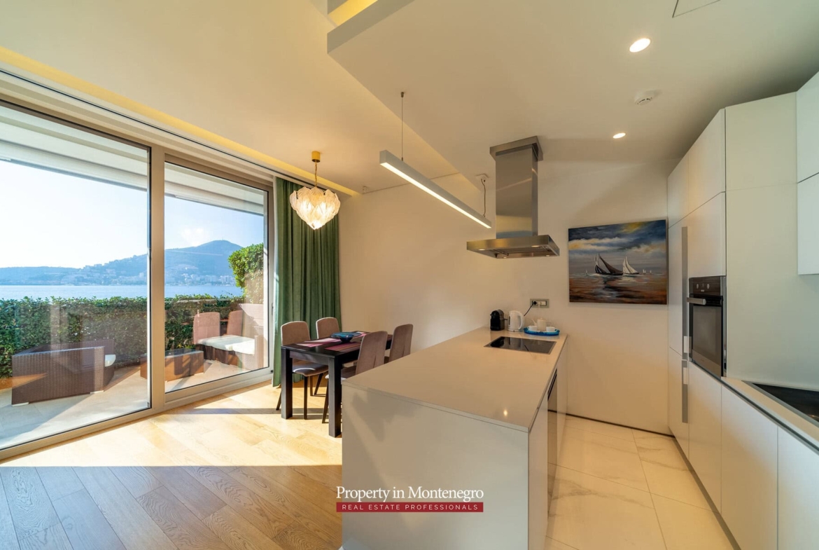 Luxury beachfront apartment for sale in Budva Riviera