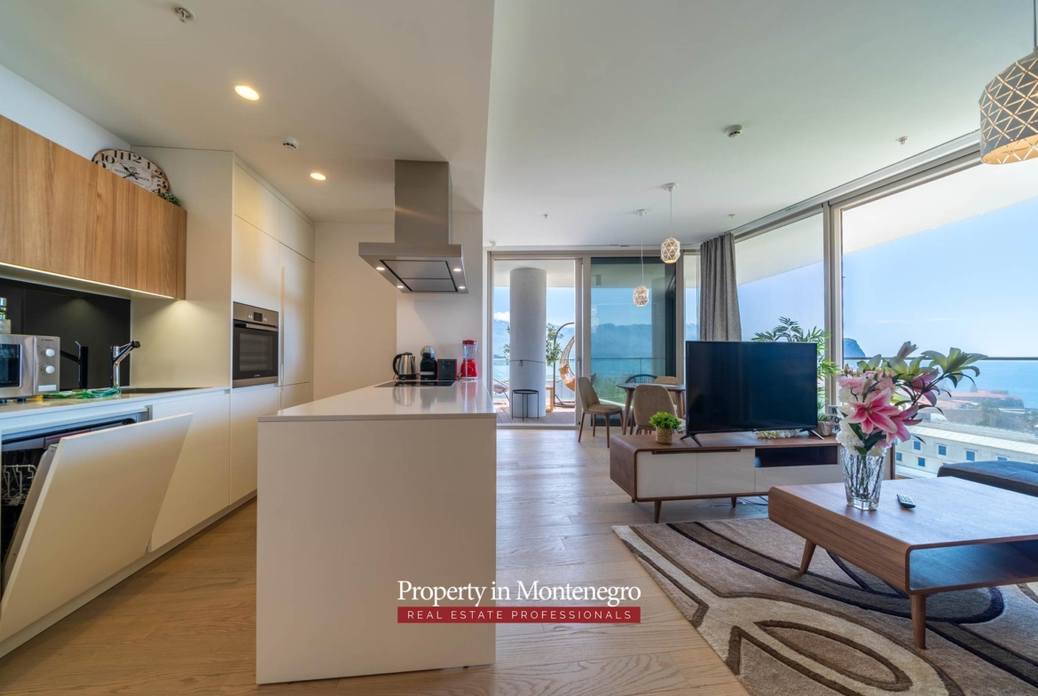 Luxury apartment for sale near Old Town Budva