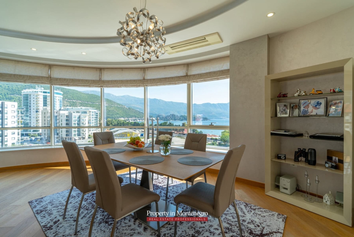 Luxury two bedroom apartment in Budva