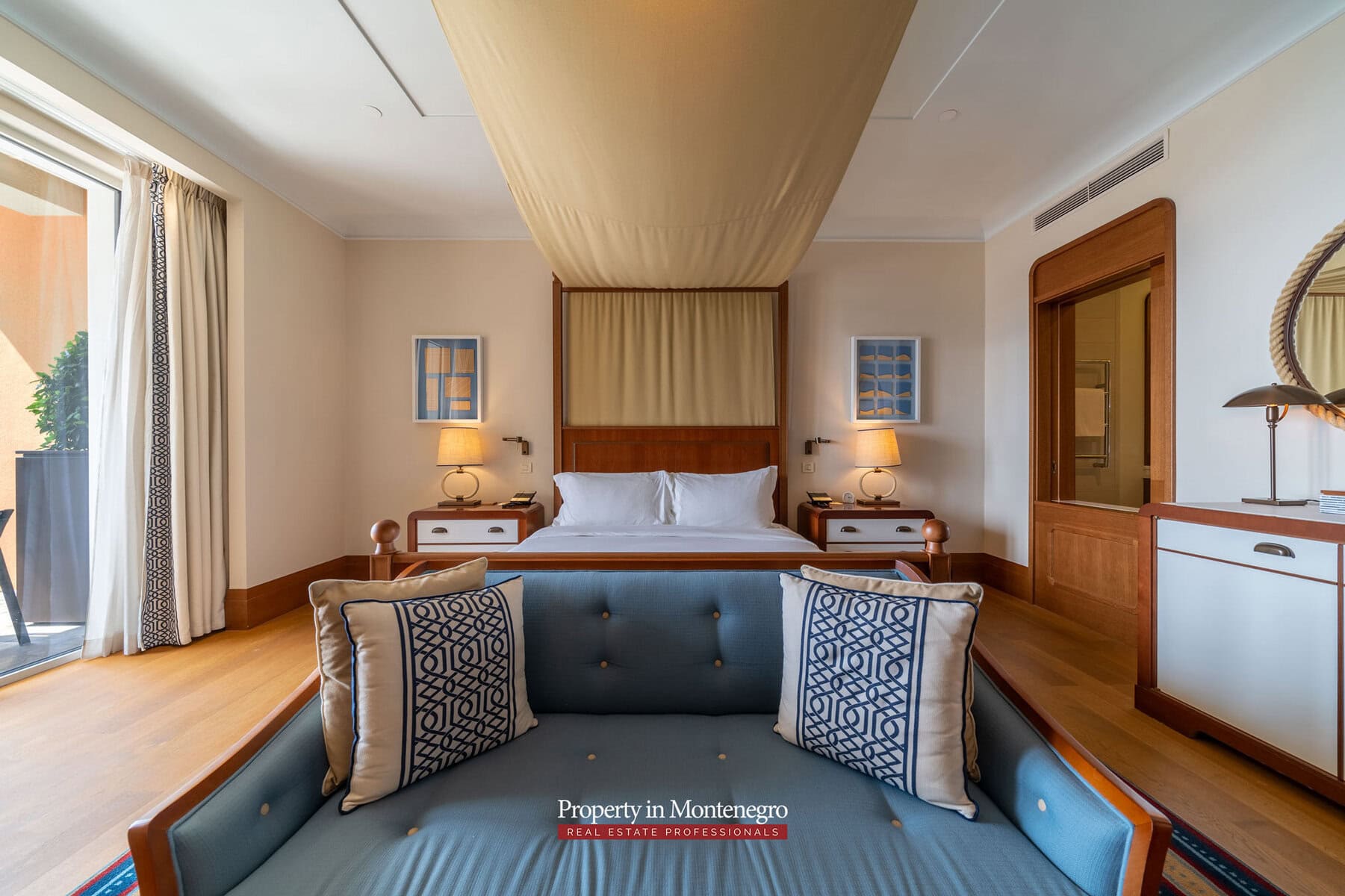 Luxury-two-bedroom-apartment-for-sale-in-Porto-Montenegro