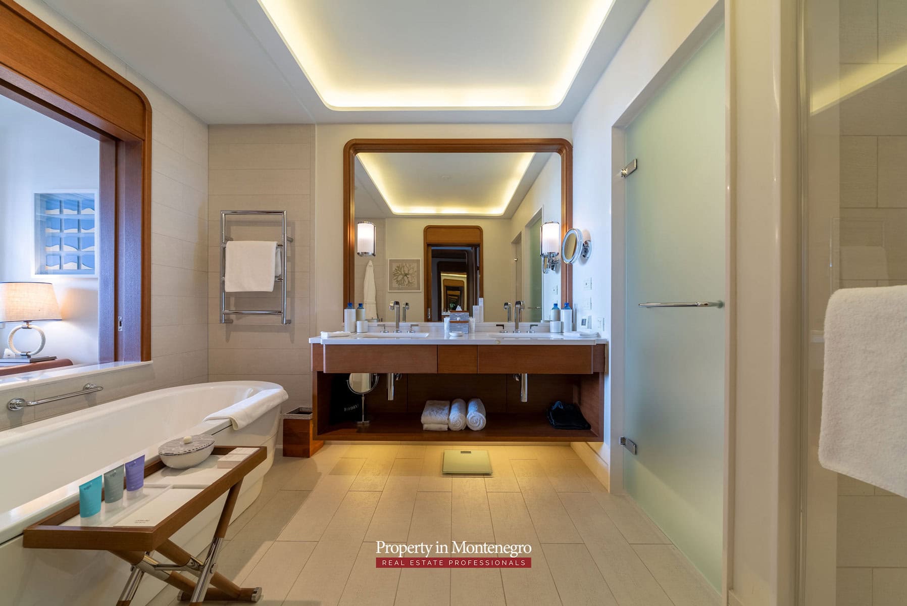 Luxury-two-bedroom-apartment-for-sale-in-Porto-Montenegro