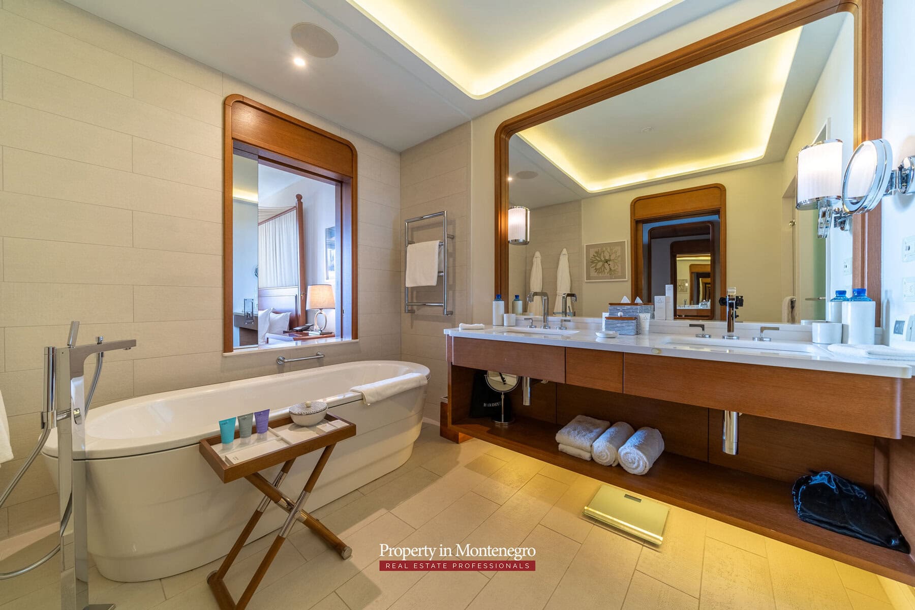 Luxury-two-bedroom-apartment-for-sale-in-Porto-Montenegro
