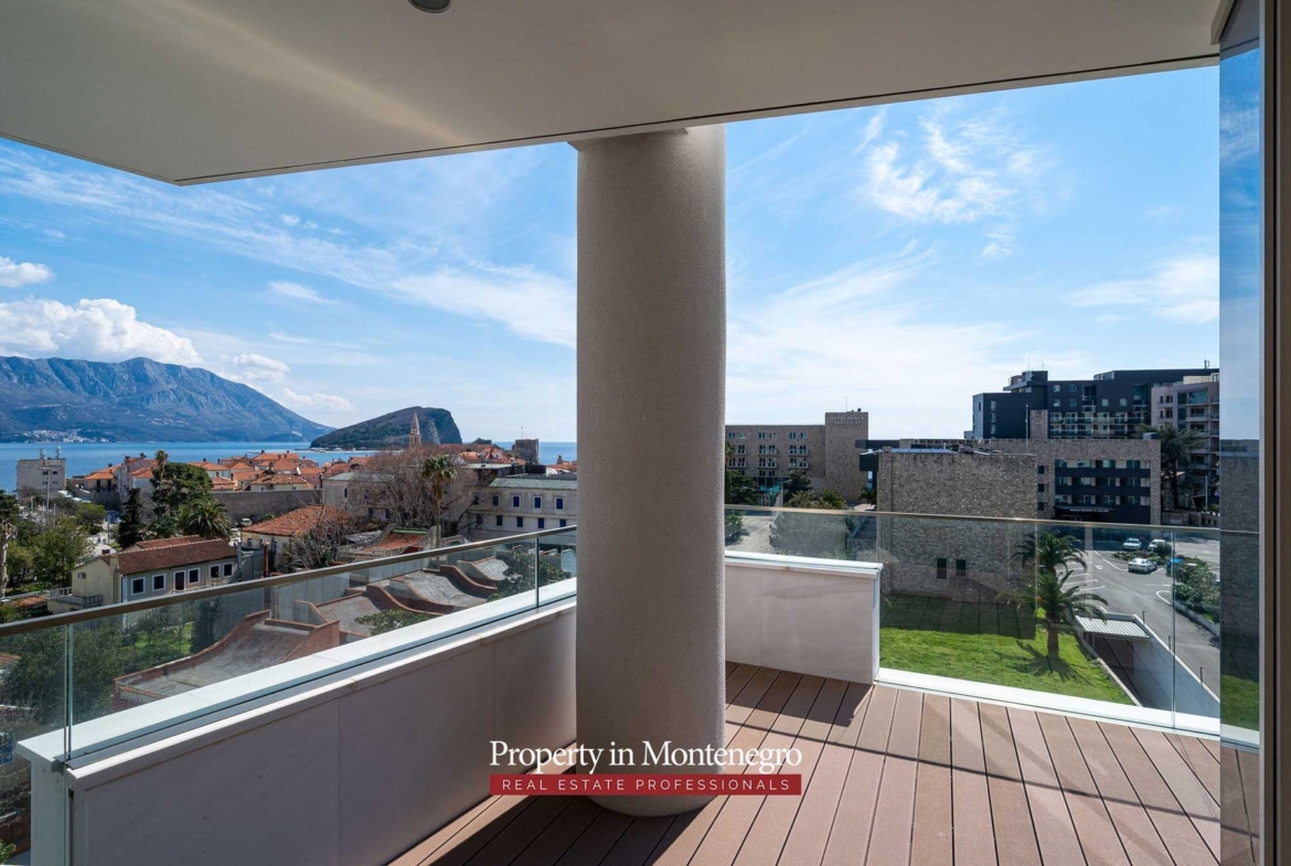 Luxury apartment for sale in Budva