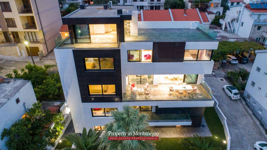 Luxury villa for sale in Budva