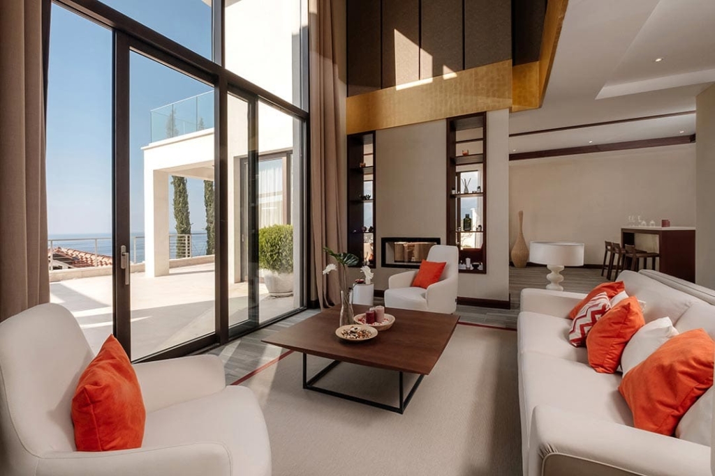 Luxury villa for sale near Sveti Stefan