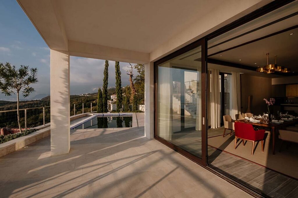 Luxury villa for sale near Sveti Stefan