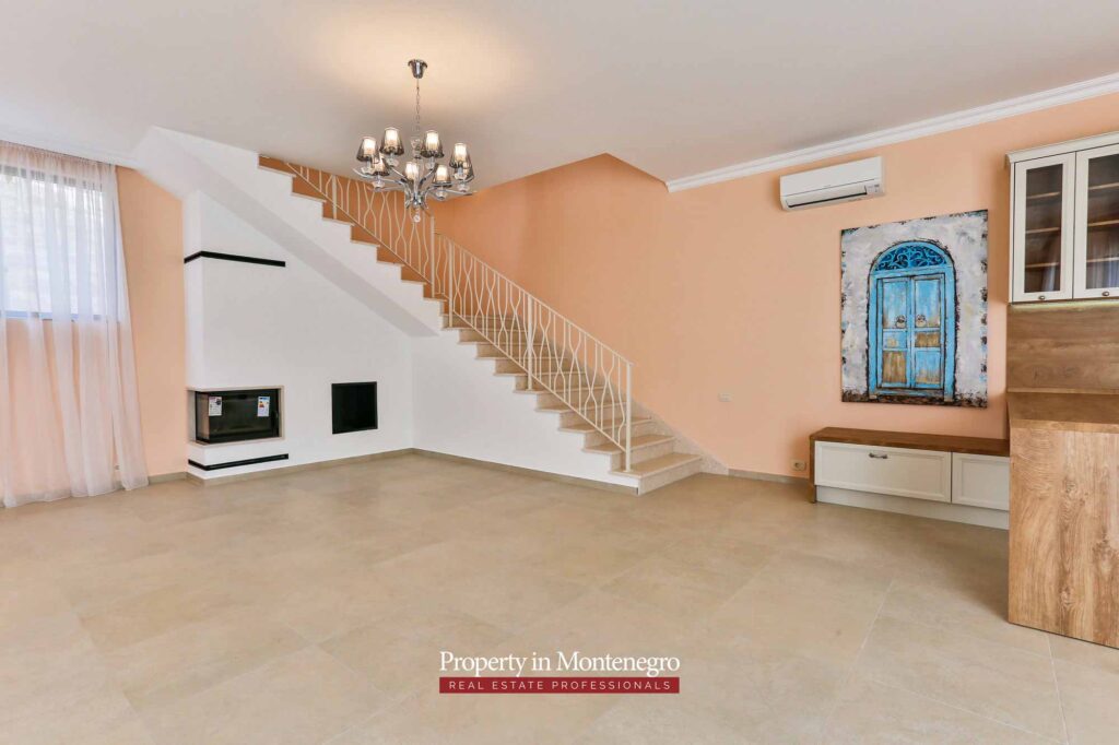 Luxury house for sale in Tivat Bay
