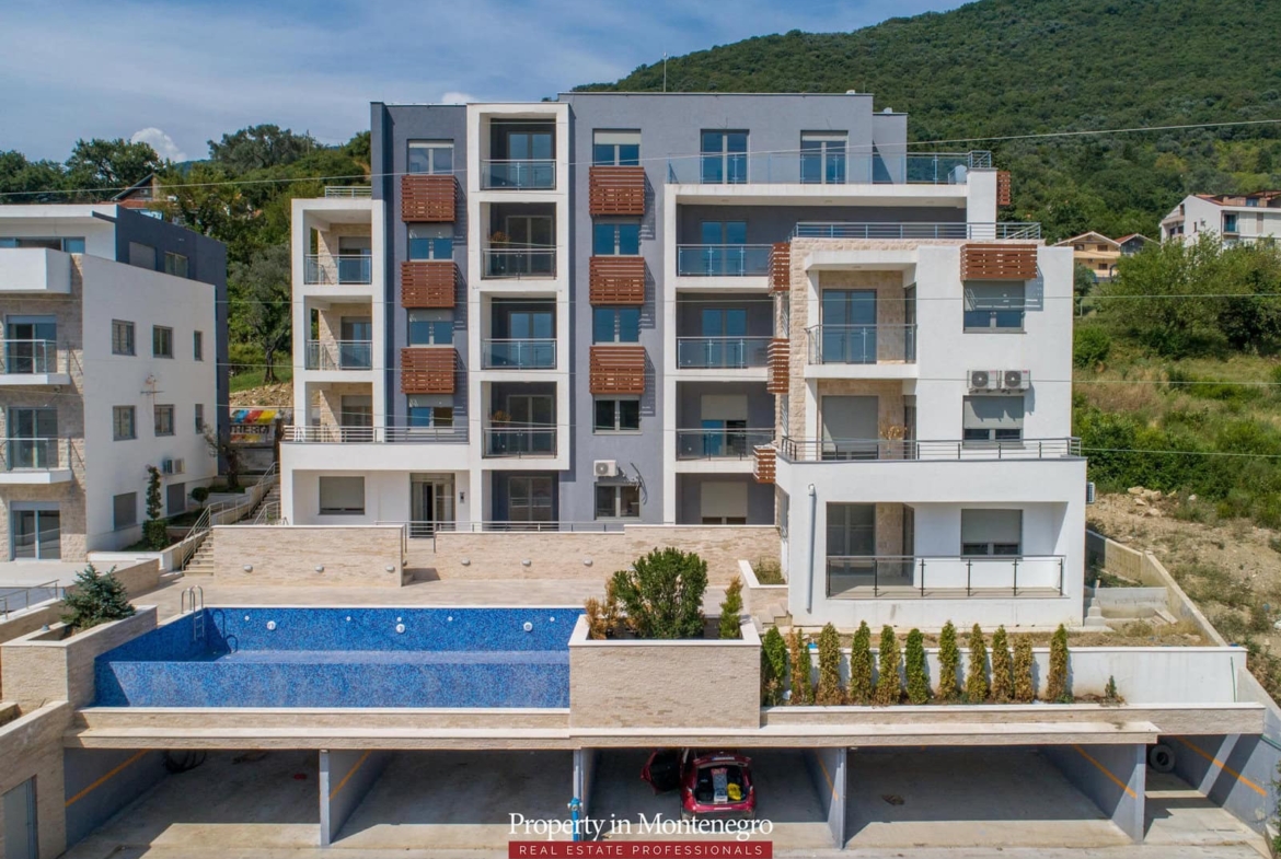 Penthouse for sale in Tivat