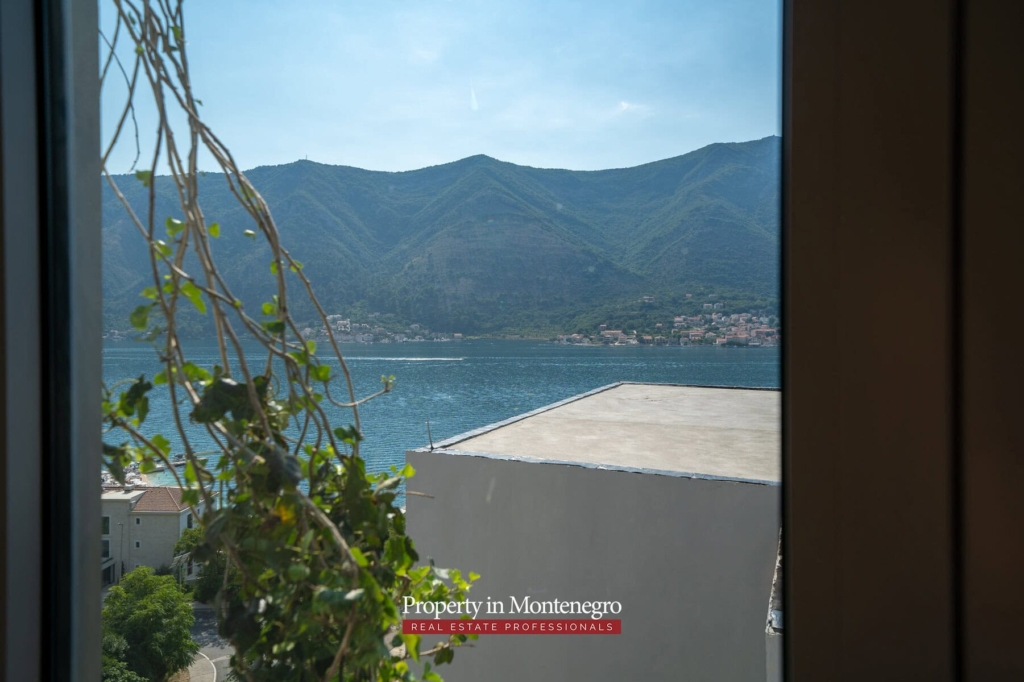 Three bedroom penthouse for sale in Bay of Kotor