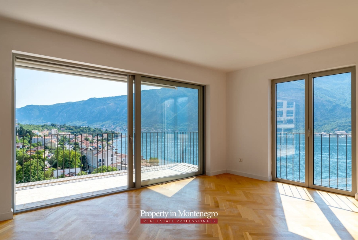 Three bedroom penthouse for sale in Bay of Kotor