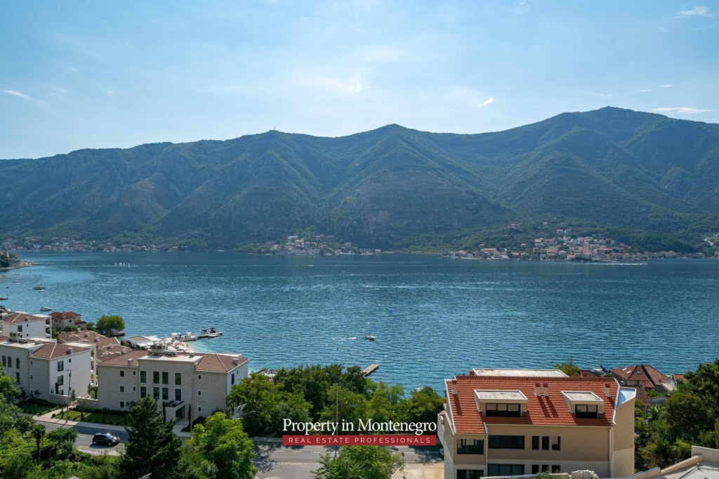 Three bedroom penthouse for sale in Bay of Kotor