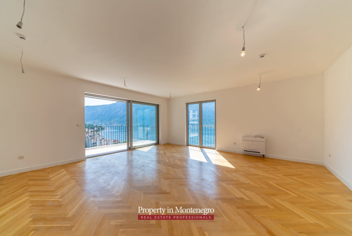 Three bedroom penthouse for sale in Bay of Kotor
