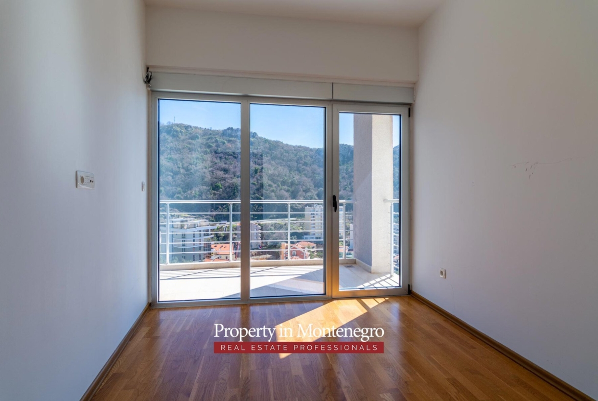 Two bedroom apartment for sale in Budva Riviera