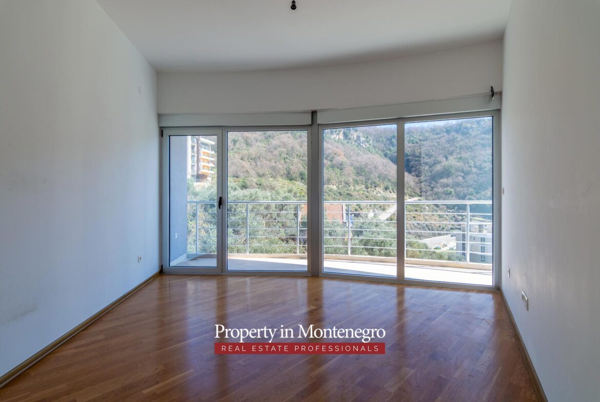 Two bedroom apartment for sale in Budva Riviera