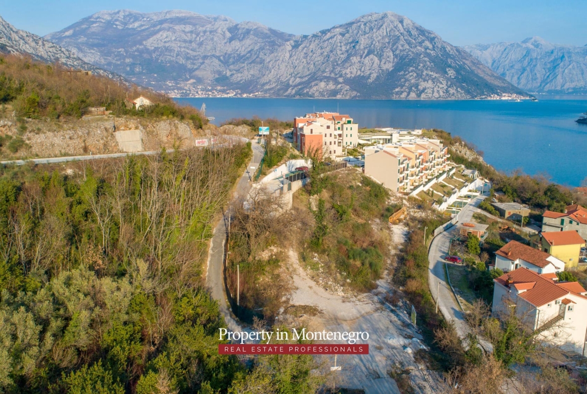 Land for sale in Bay of Kotor