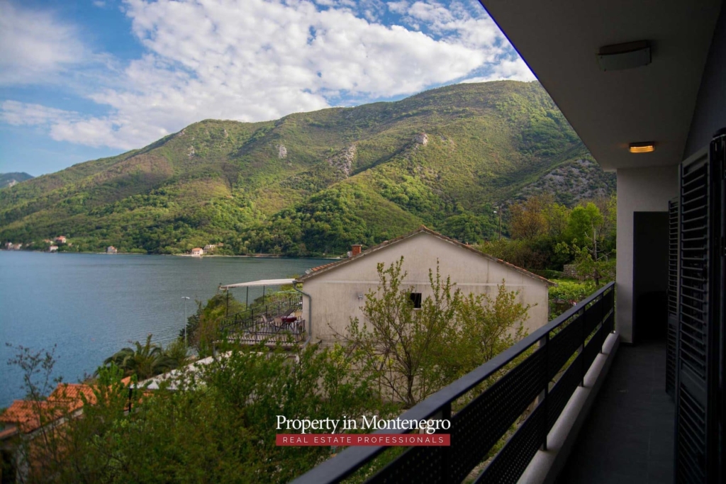 Villa for sale in Bay of Kotor