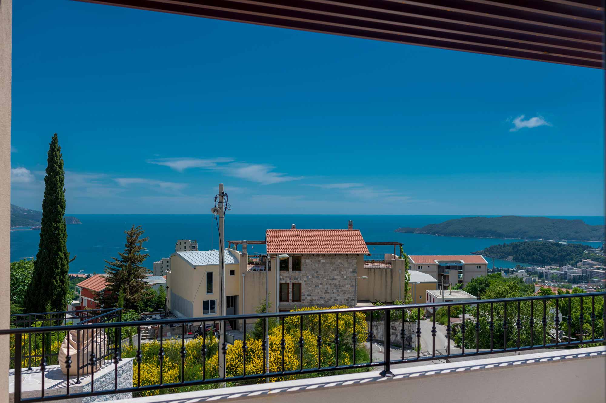 House with seaaview for sale in Budva Riviera
