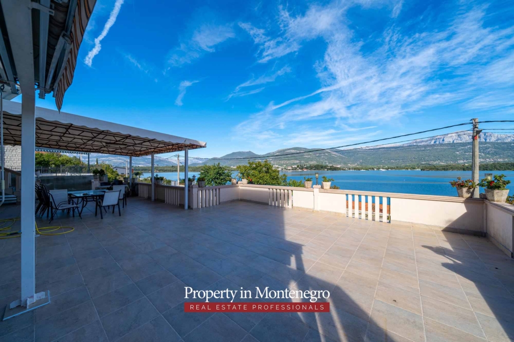 Mini hotel for sale in Tivat Bay