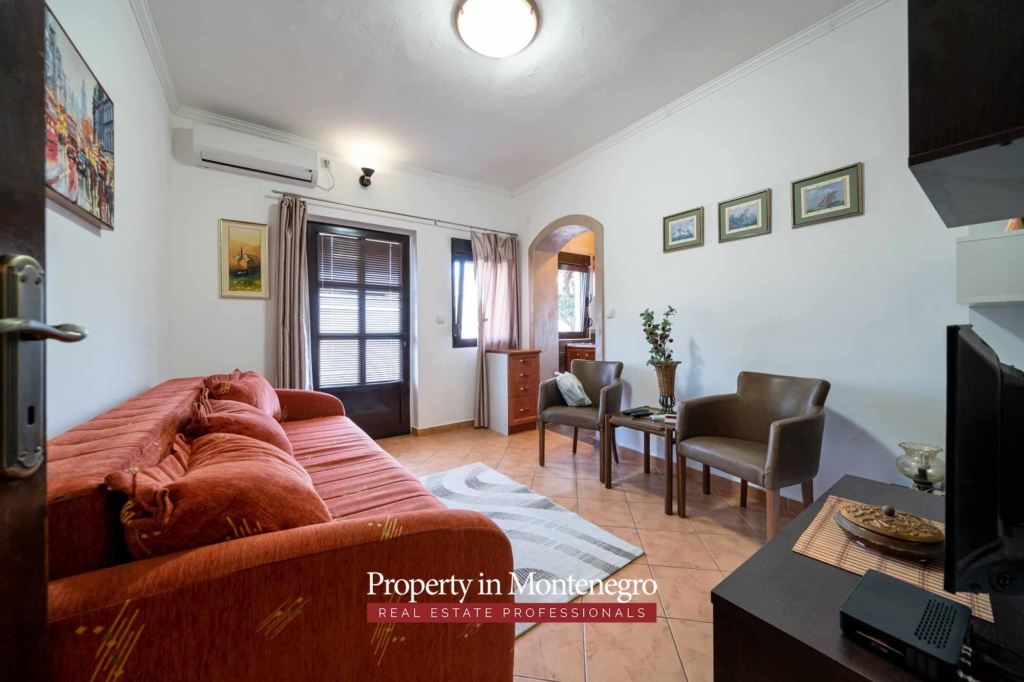 Mini hotel for sale in Tivat Bay