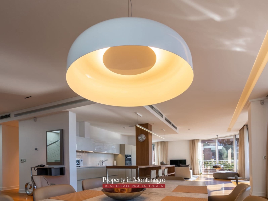 Waterfront penthouse for sale in Budva