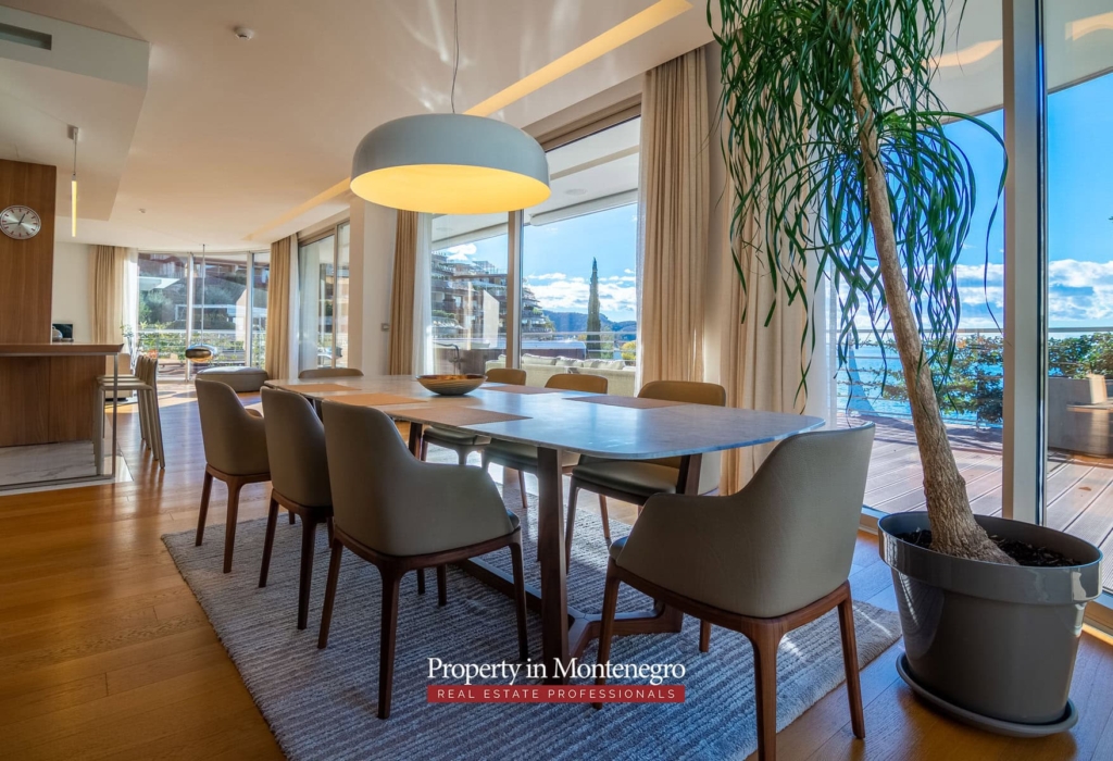 Waterfront penthouse for sale in Budva