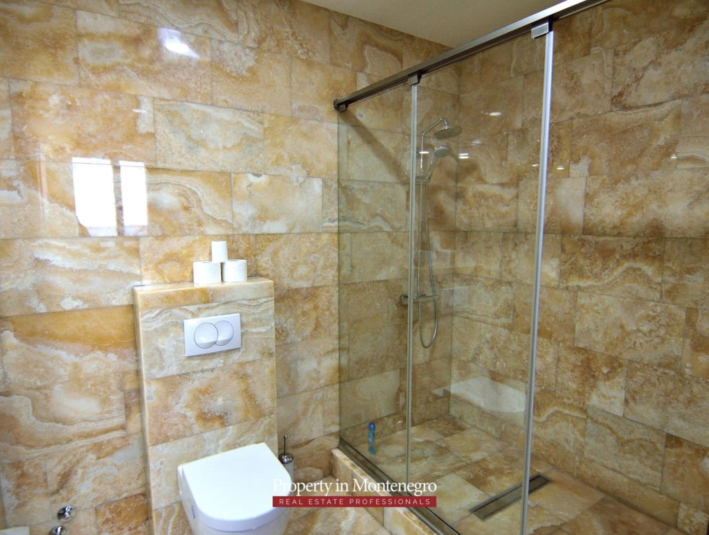 Luxury penthouse for sale in Budva