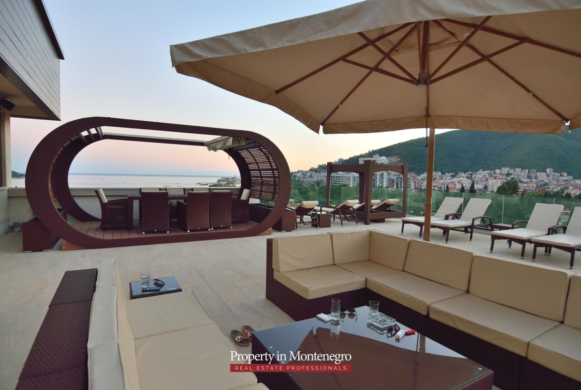 Luxury penthouse for sale in Budva