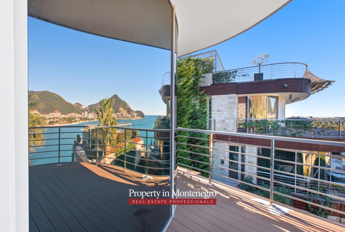 Luxury apartment for sale in Budva Riviera