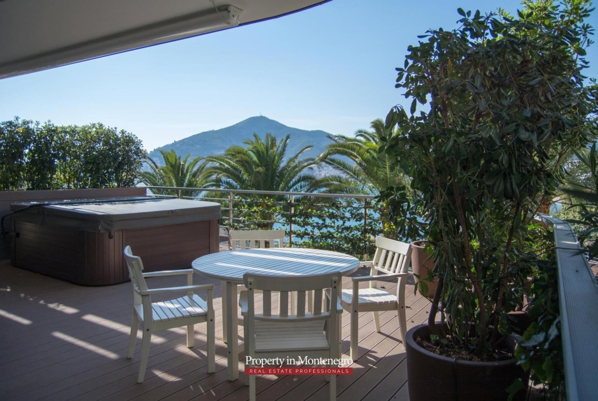 Luxury two bedroom apartment for sale in Budva