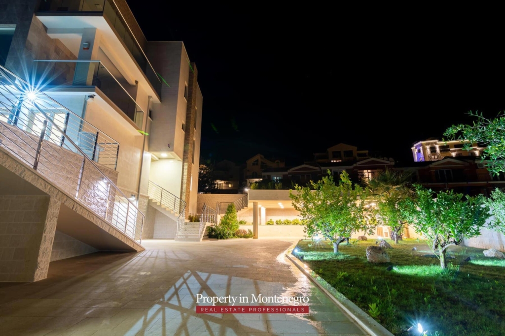 Luxury villa for sale in Budva