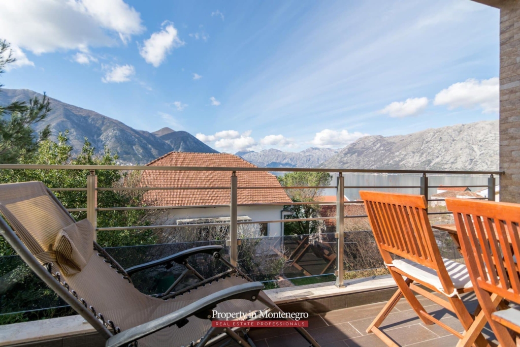 Two bedroom apartment for sale in Kotor